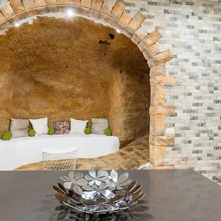 Cueva Familiar En Arico * Арафо